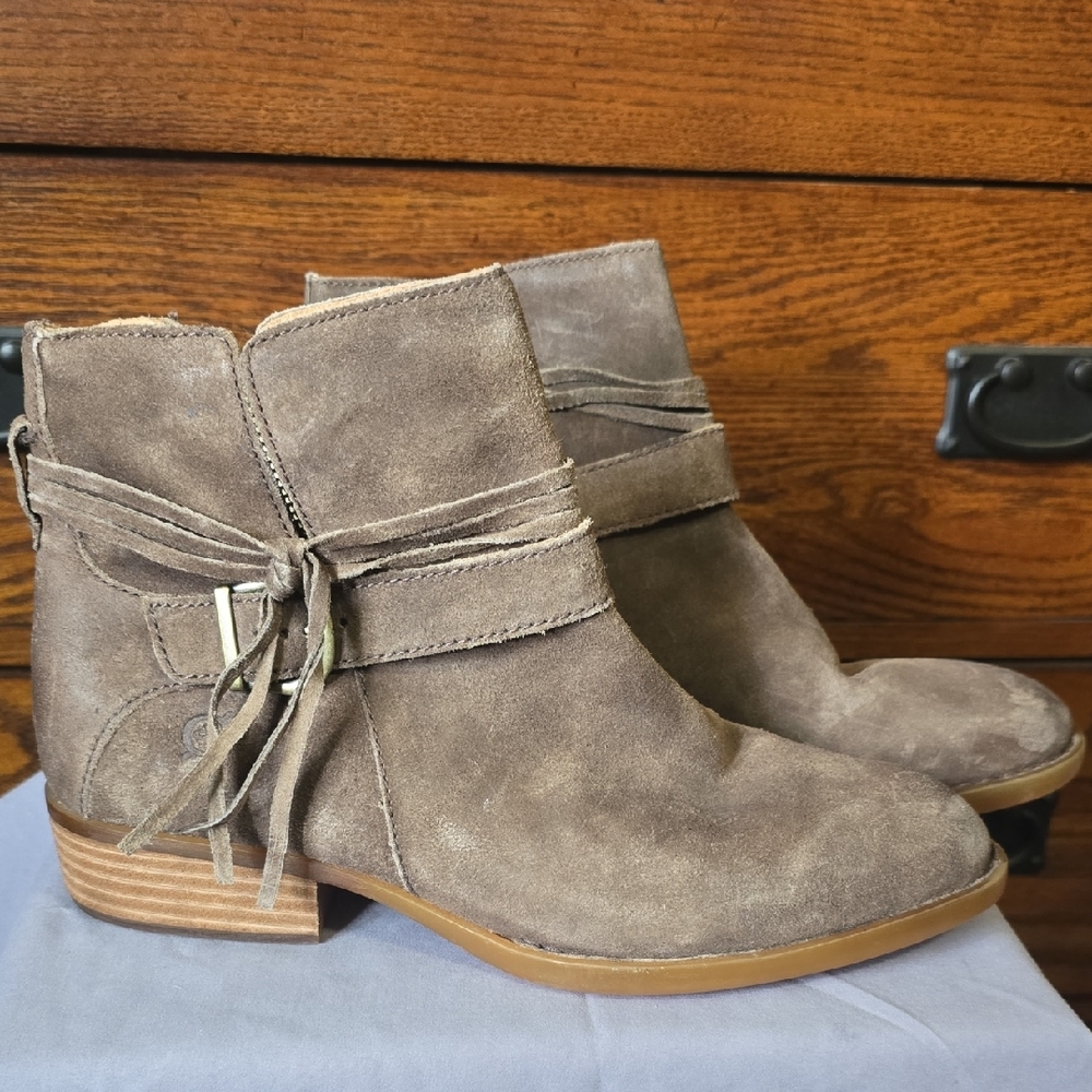 Born OSHA Taupe Suede Ankle Booties